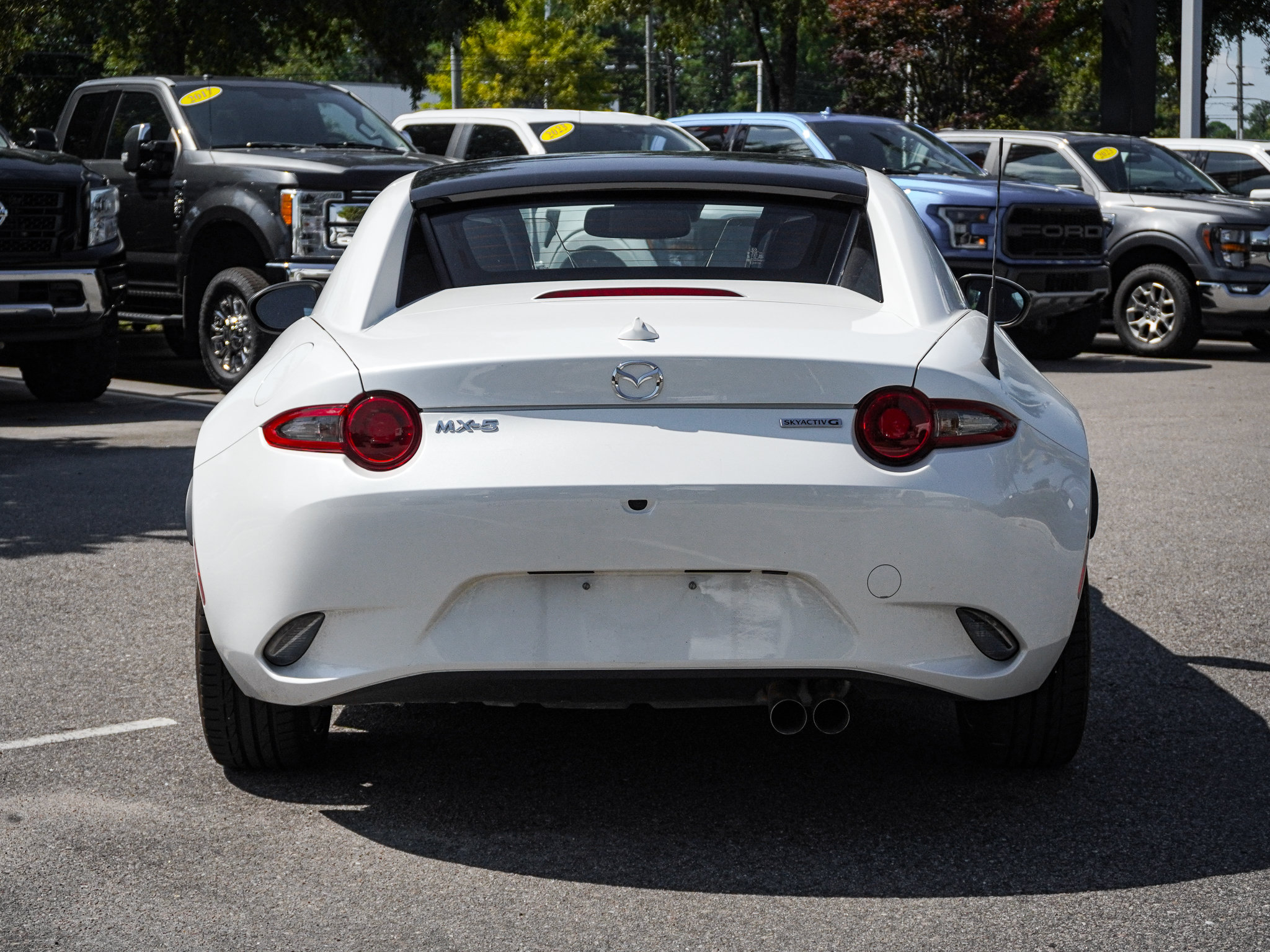 Used 2022 MAZDA MX-5 Miata RF Grand Touring RWD image 10