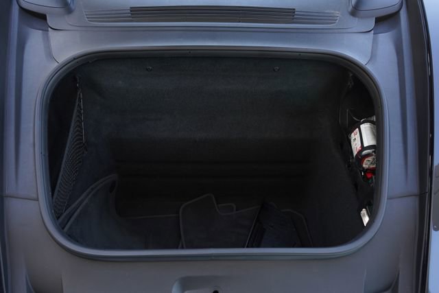 Used 2021 Porsche 911 Carrera image 4