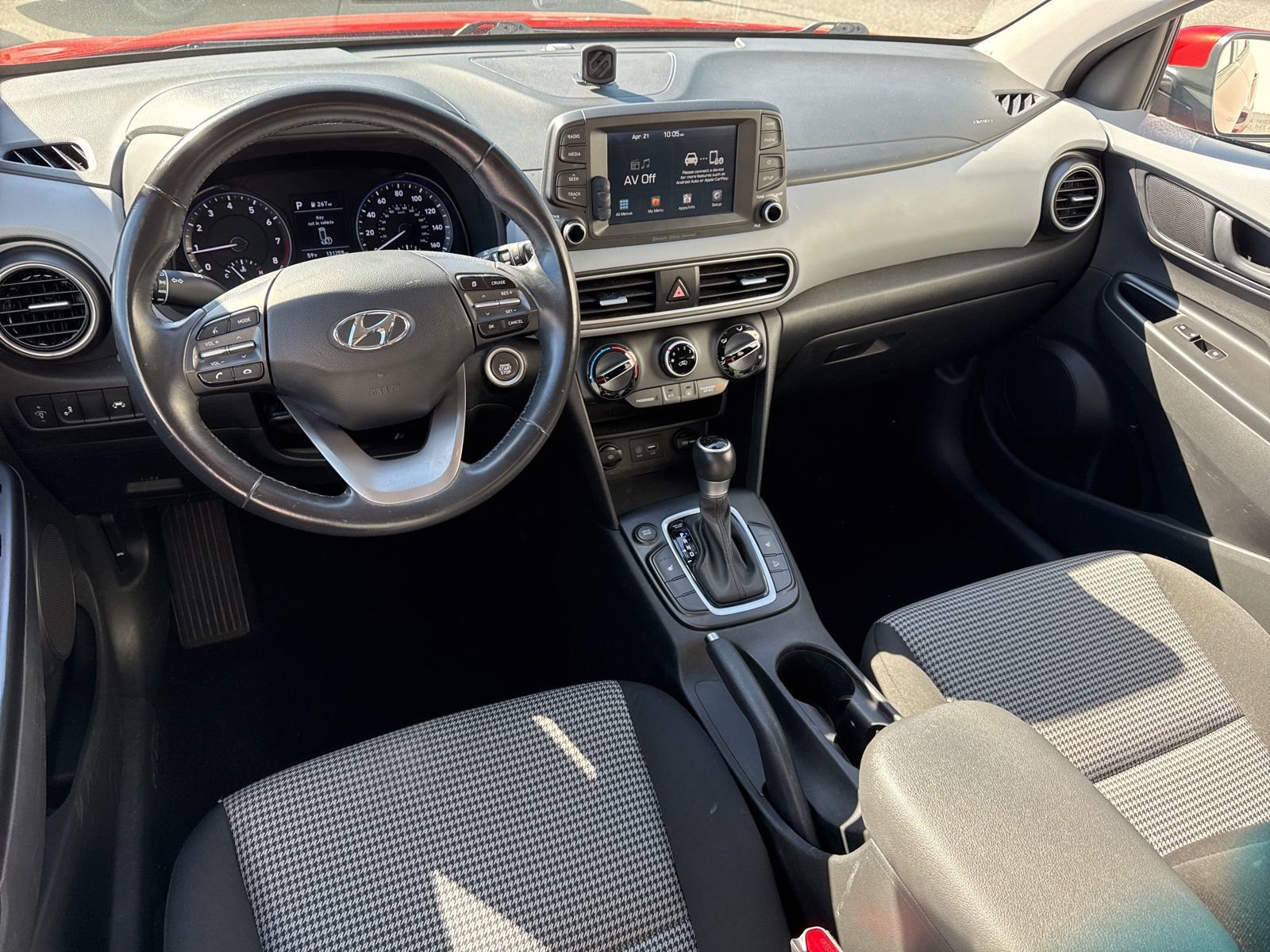 Used 2020 Hyundai Kona SEL FWD image 15