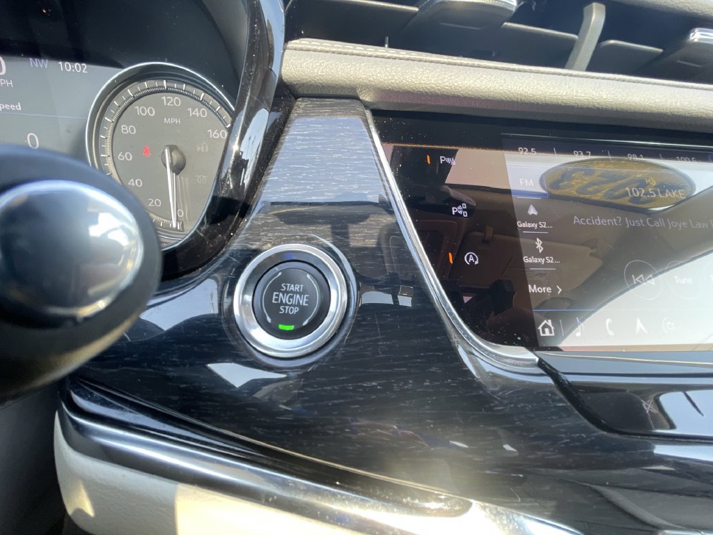 Certified 2023 Cadillac XT6 Premium Luxury w/ Technology Package FWD image 17