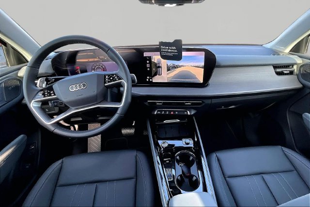 New 2026 Audi Q3 quattro 2.0T AWD/4WD image 15