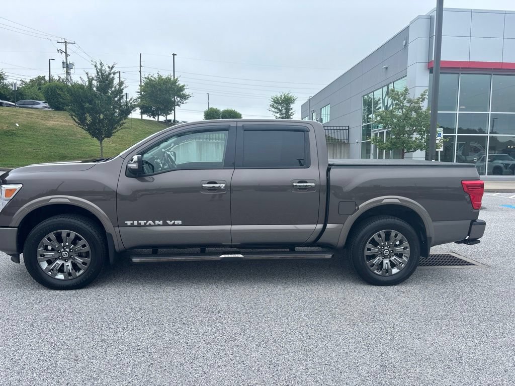 Used 2018 Nissan Titan Platinum Reserve w/ Platinum Utility Package AWD/4WD image 12