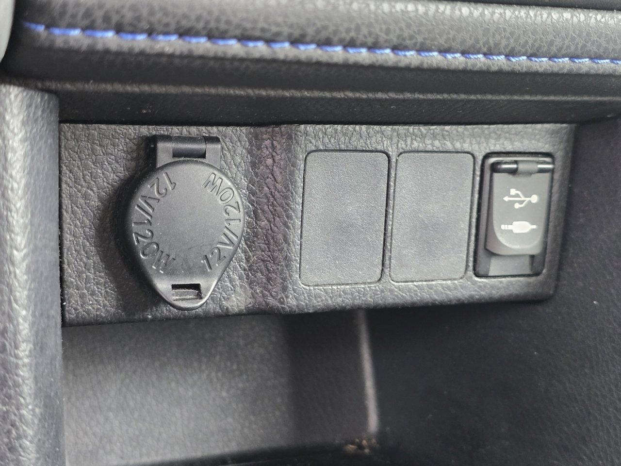 Used 2017 Toyota Corolla SE image 19