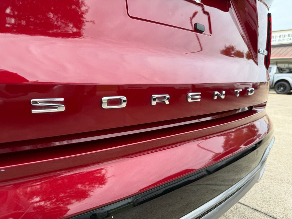 Used 2021 Kia Sorento EX w/ Panoramic Sunroof Package FWD image 12