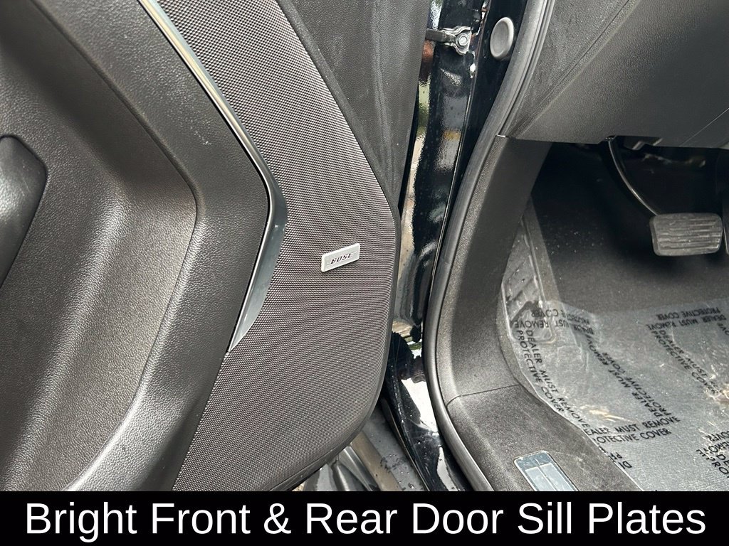 Used 2024 Chevrolet Tahoe Premier RWD image 16