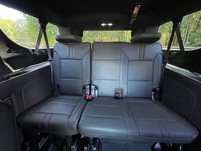 New 2026 Chevrolet Suburban RST image 22