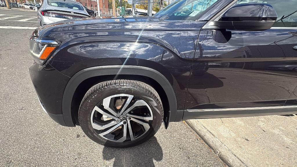 Used 2022 Volkswagen Atlas SEL AWD/4WD image 9