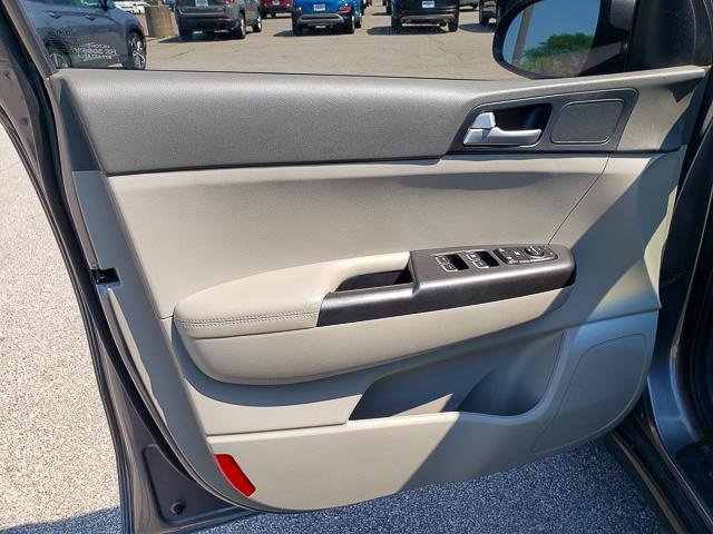 Used 2017 Kia Sportage LX image 9