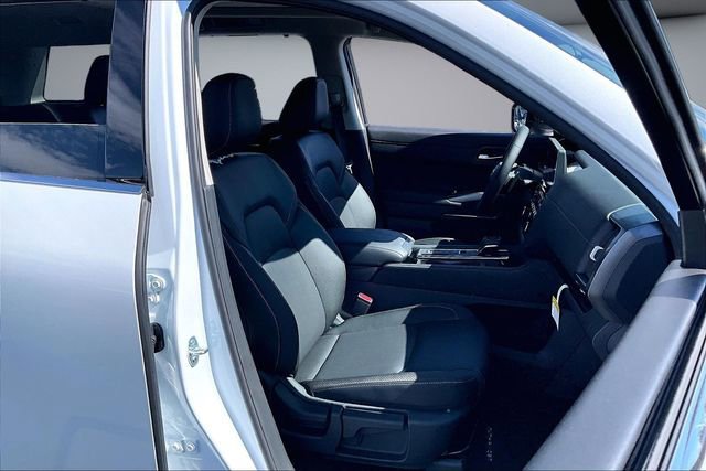 New 2026 Nissan Pathfinder SL image 11