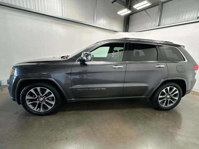 Used 2018 Jeep Grand Cherokee Overland AWD/4WD image 2