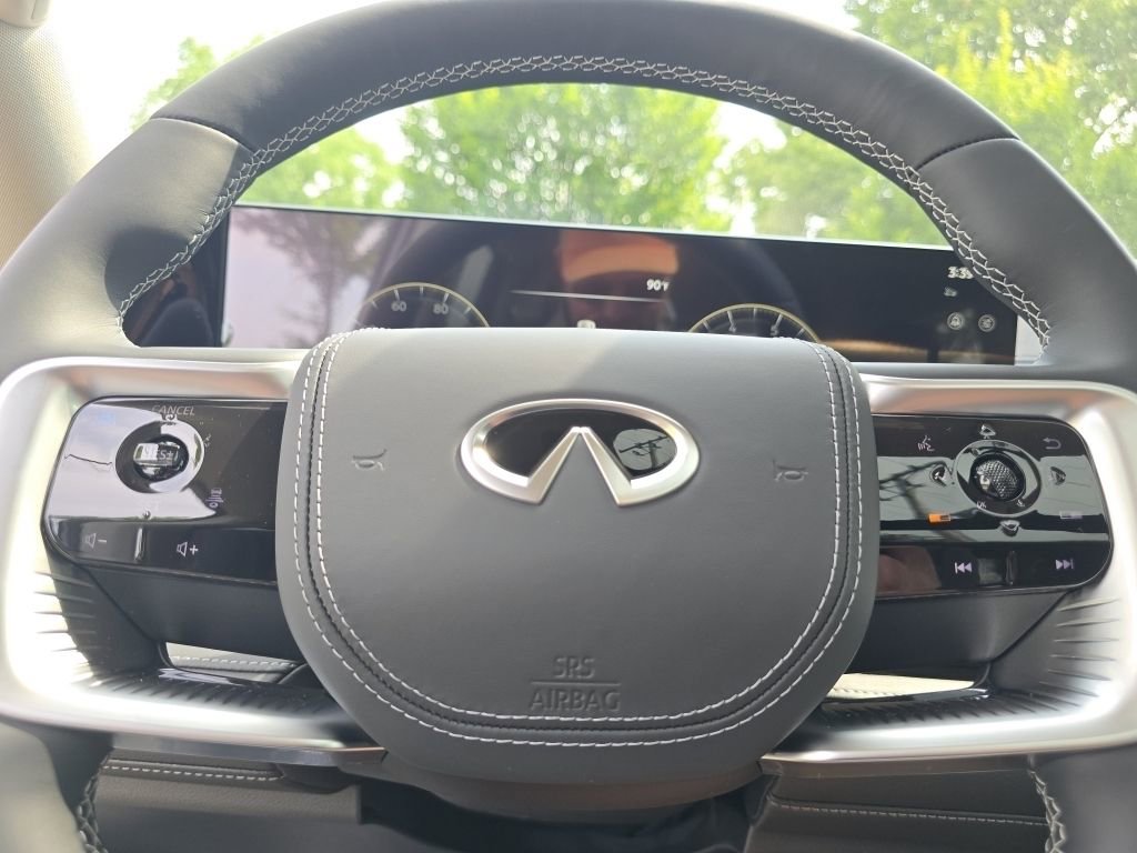New 2025 INFINITI QX80 Sensory image 32