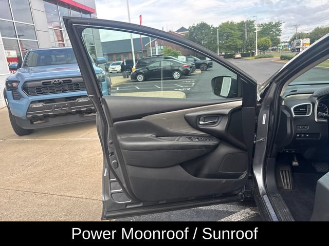 Used 2017 Nissan Murano SV AWD/4WD image 12