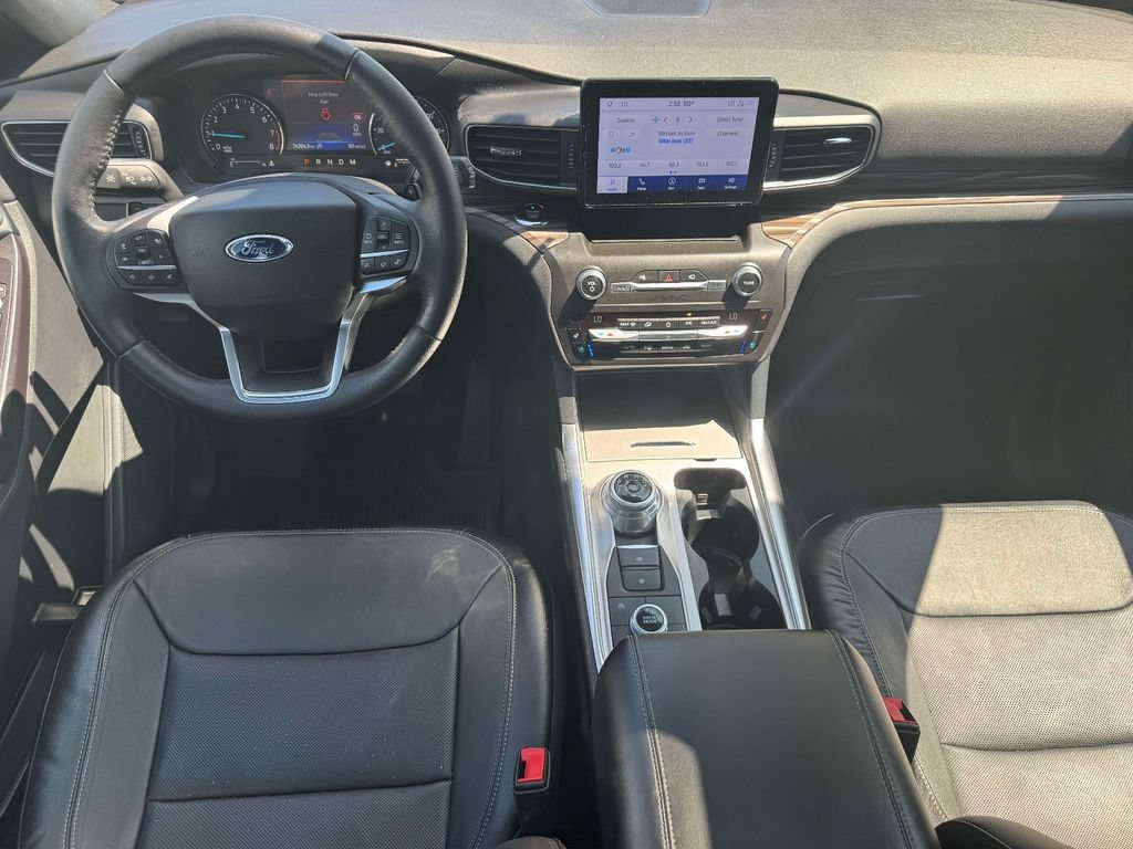 Used 2020 Ford Explorer Limited AWD/4WD image 12