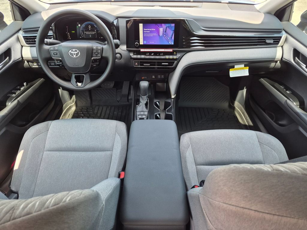 Used 2026 Toyota Camry LE FWD image 5