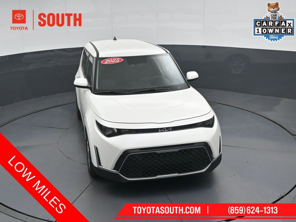 Used 2025 Kia Soul LX w/ LX Technology Package FWD image 42