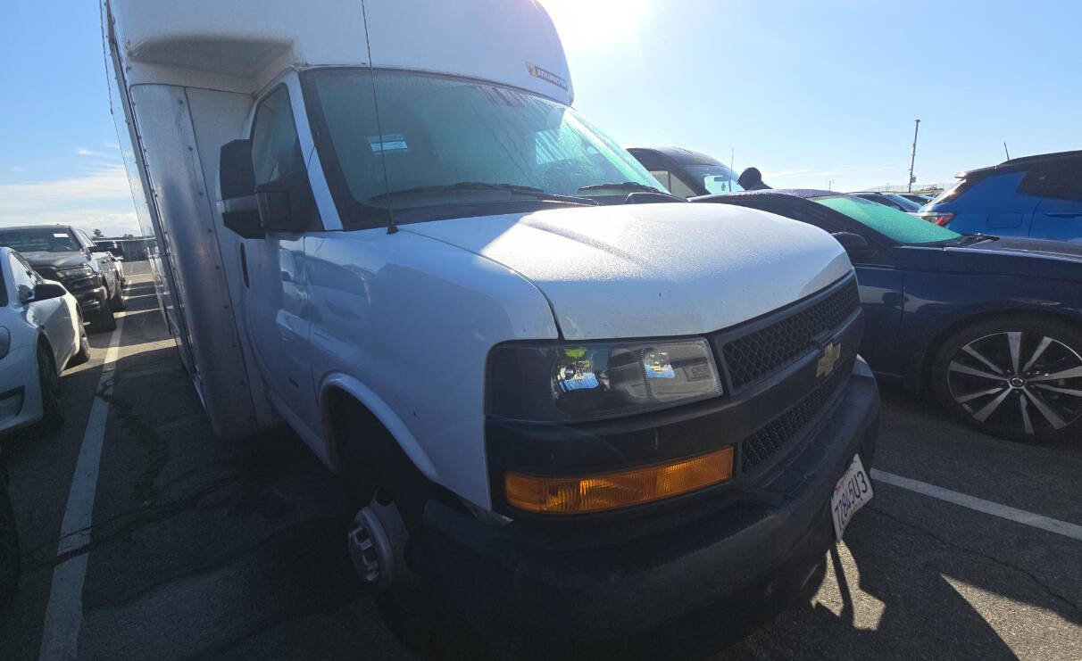 Used 2021 Chevrolet Express 3500 w/ Power Convenience Package