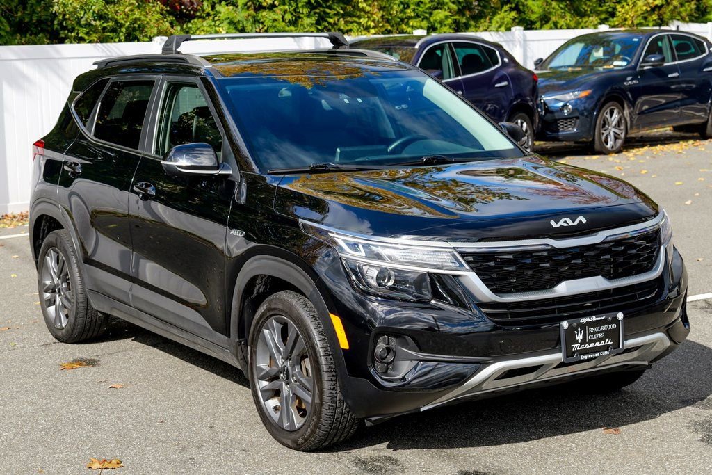 Used 2023 Kia Seltos S image 9
