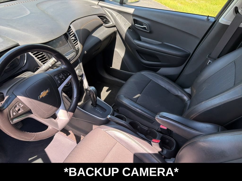 Used 2022 Chevrolet Trax LT w/ Driver Confidence Package AWD/4WD image 6