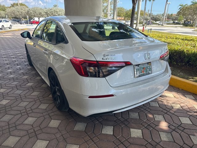 Used 2023 Honda Civic Sport image 8