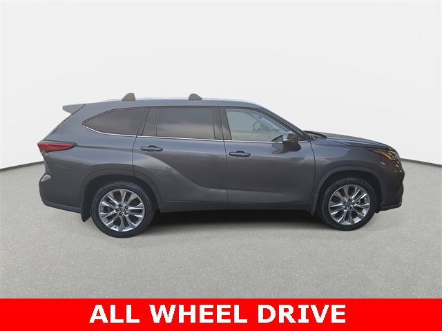 Used 2022 Toyota Highlander Limited image 4