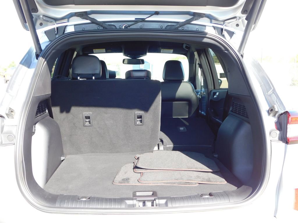 Used 2023 Ford Escape ST-Line Elite AWD/4WD image 24