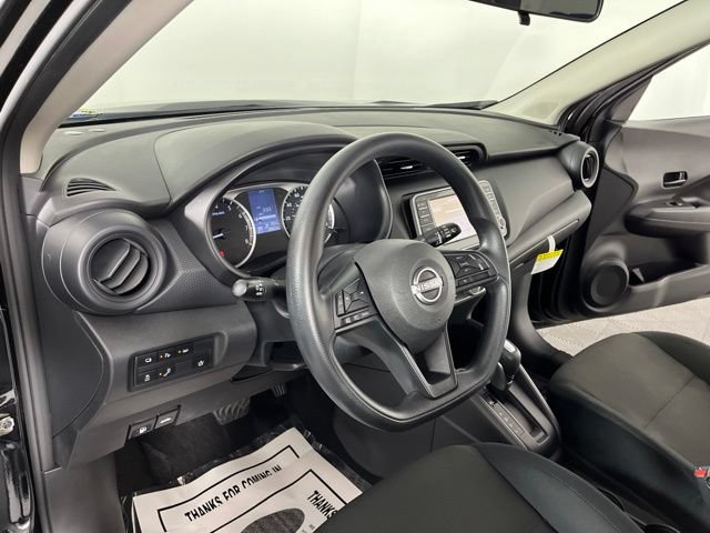 Certified 2025 Nissan Kicks Play S FWD image 20