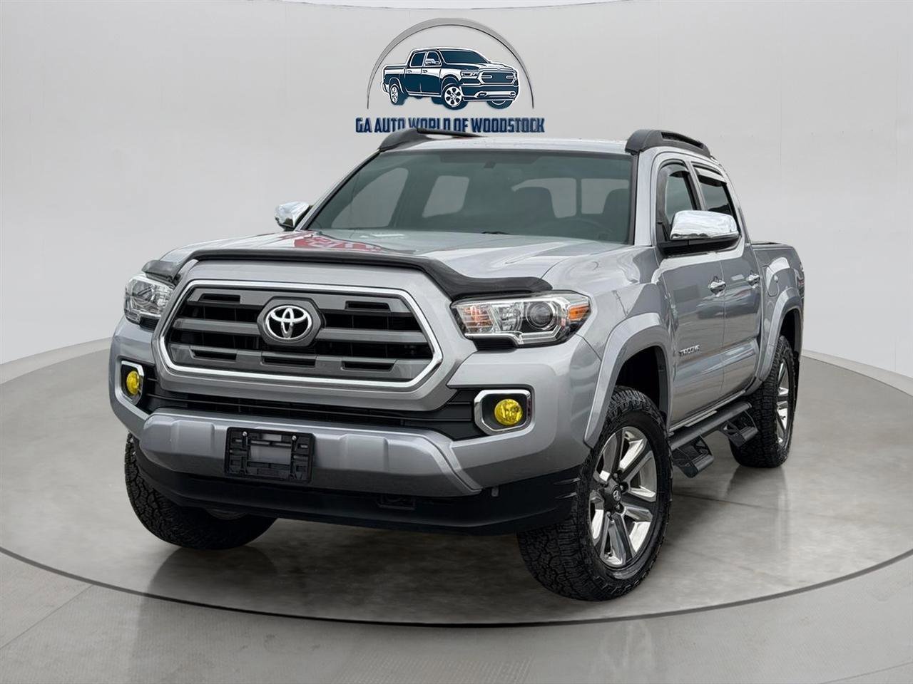 Used 2017 Toyota Tacoma Limited w/ Tow Package image 1