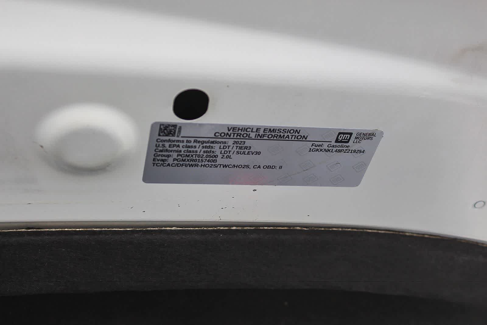 Used 2023 GMC Acadia SLE w/ Driver Convenience Package FWD image 37