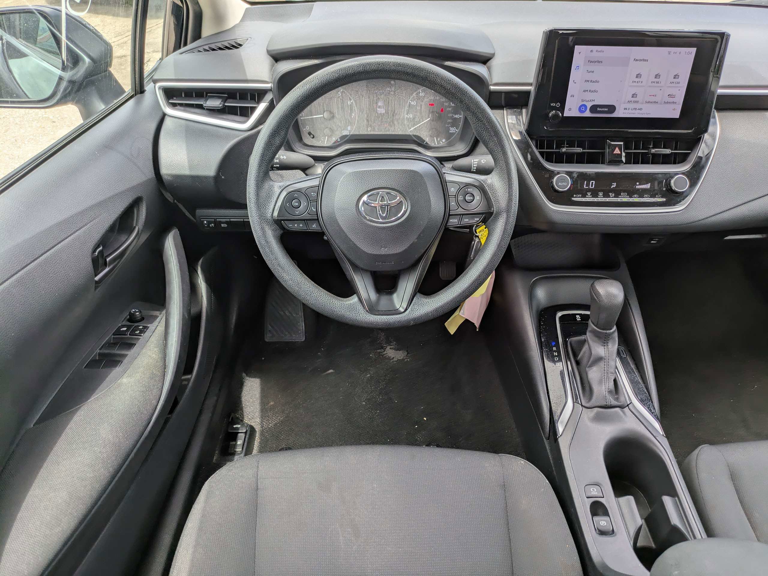Used 2024 Toyota Corolla LE FWD image 15