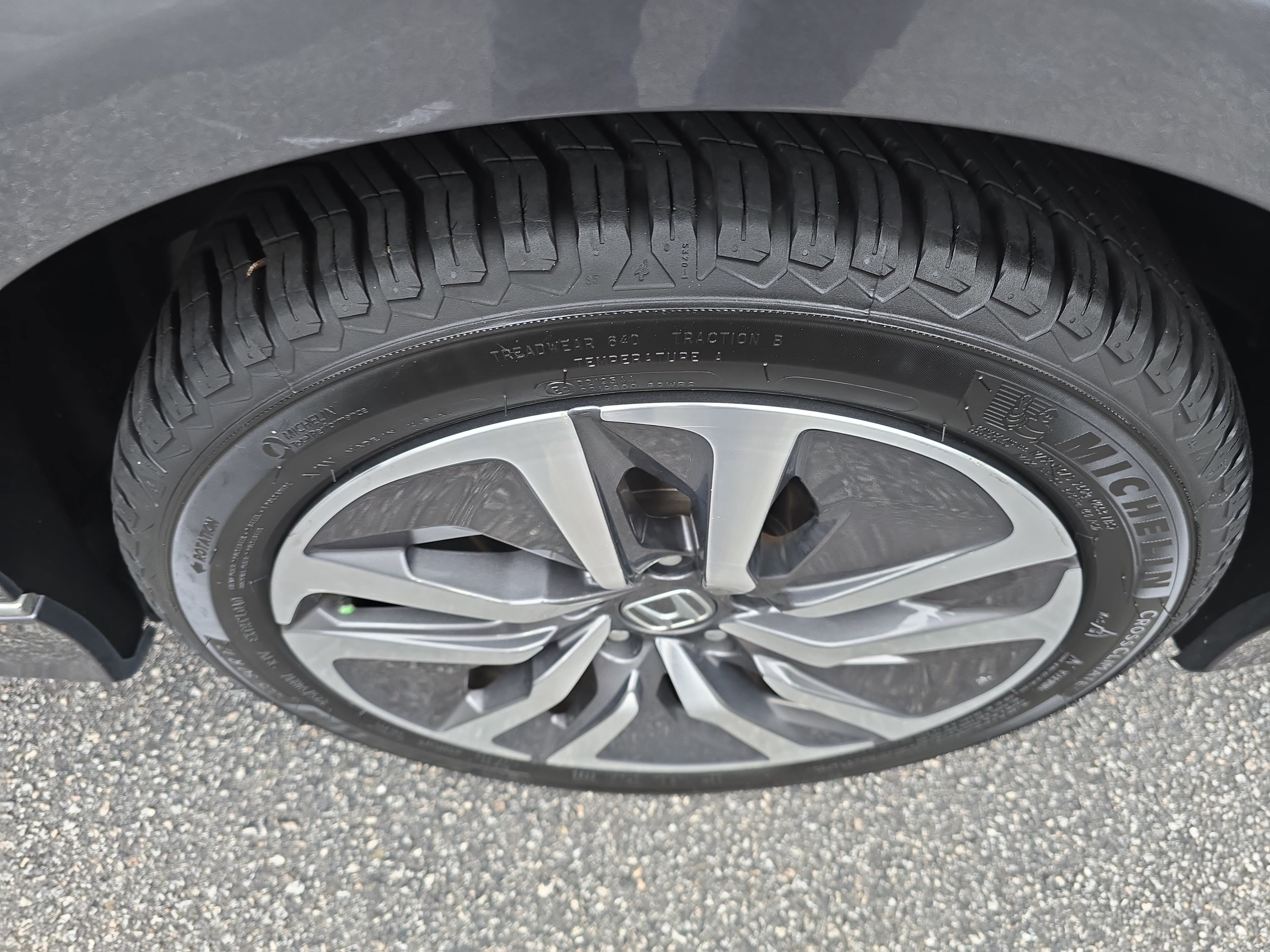 Used 2019 Honda Accord Touring image 32