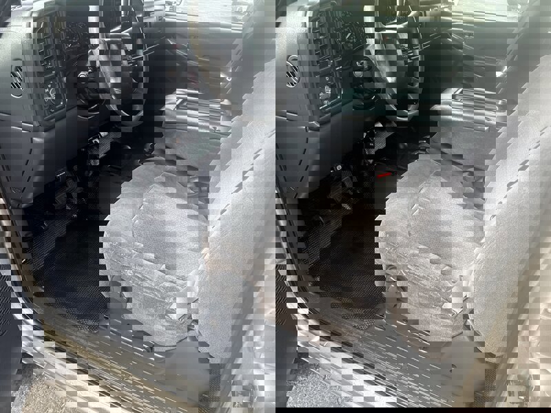 Used 2001 Chevrolet Silverado 2500 4x4 Crew Cab image 12