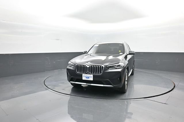 Used 2022 BMW X3 xDrive30i w/ Premium Package 2 AWD/4WD image 3