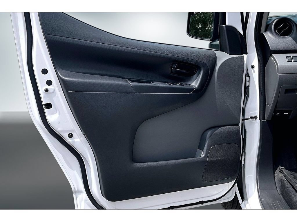 Used 2019 Nissan NV200 S w/ Cruise Control Package FWD image 19