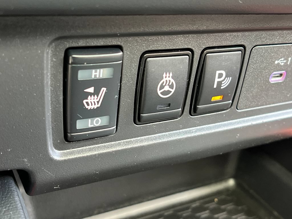 Used 2023 Nissan Frontier PRO-4X w/ Pro-4X Premium Package AWD/4WD image 29
