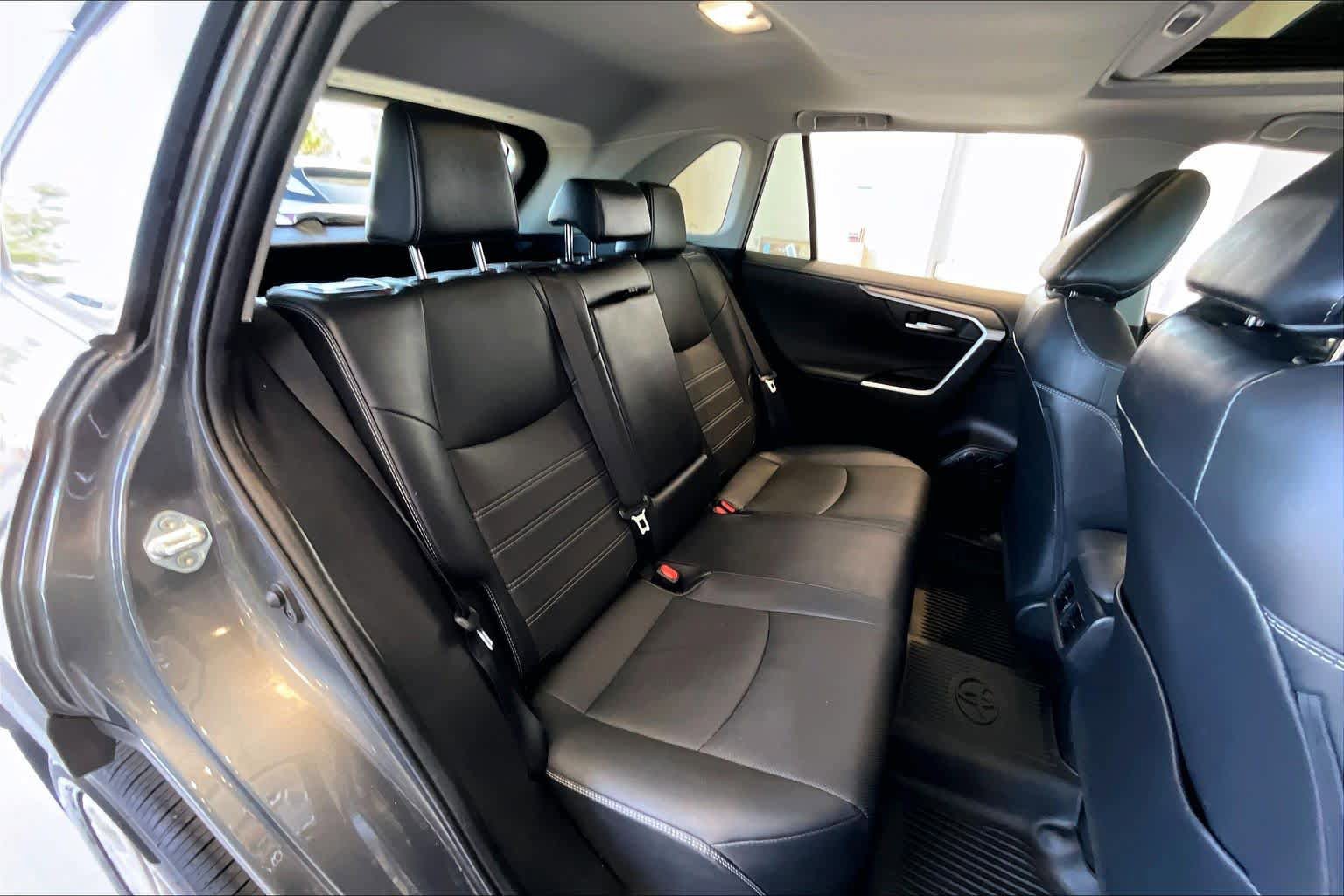 Used 2023 Toyota RAV4 Limited AWD/4WD image 20
