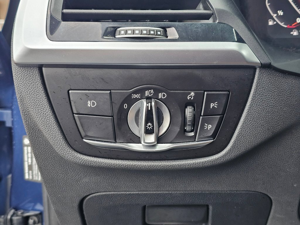 Used 2020 BMW X3 xDrive30i w/ Executive Package image 34