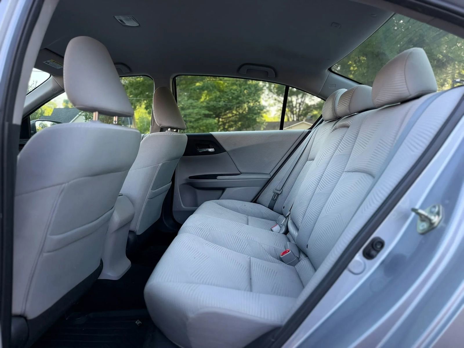 Used 2017 Honda Accord LX image 12