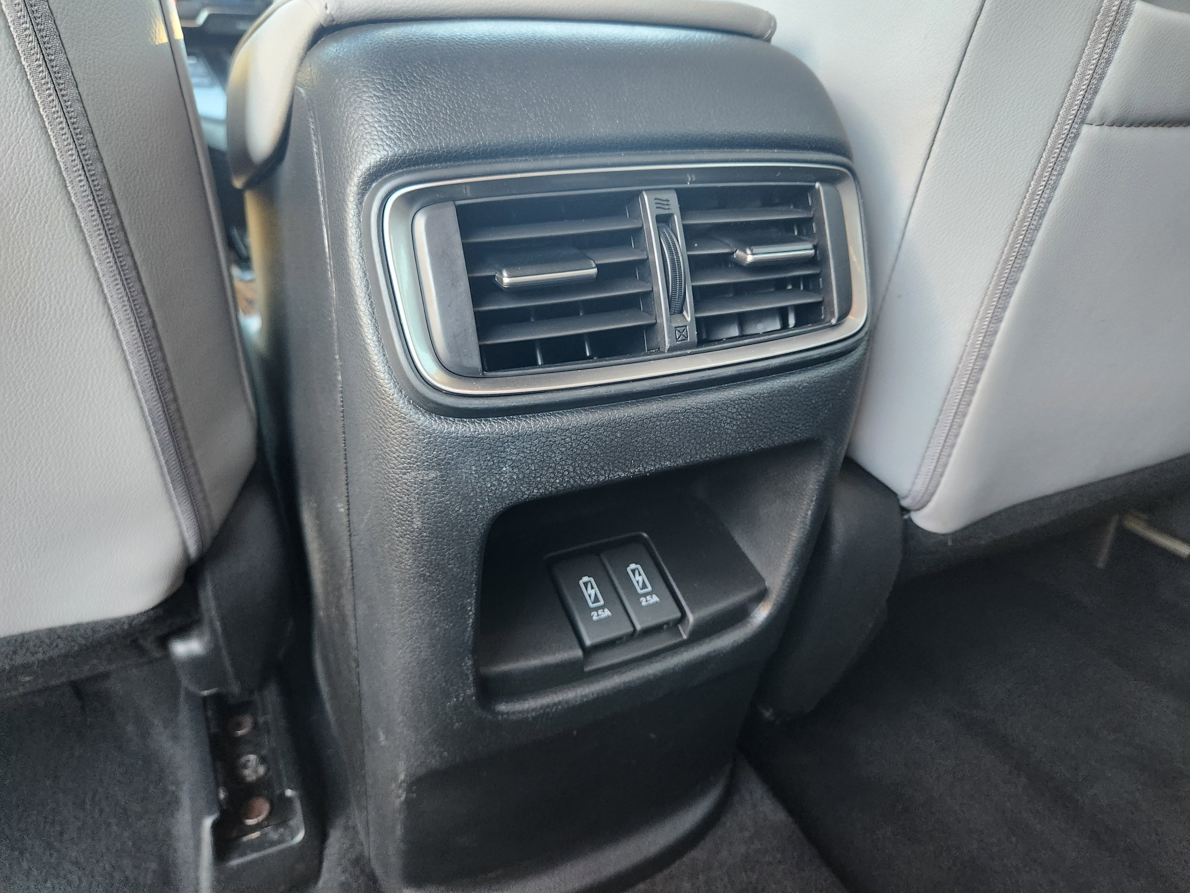 Used 2021 Honda CR-V Touring image 18