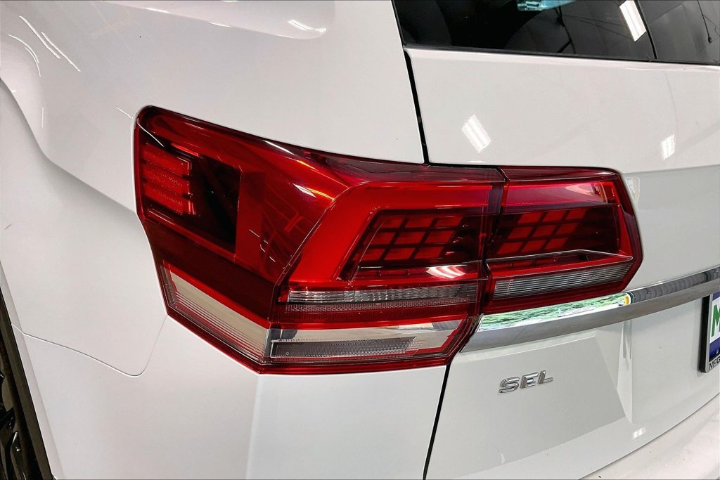 Used 2018 Volkswagen Atlas SEL Premium AWD/4WD image 24
