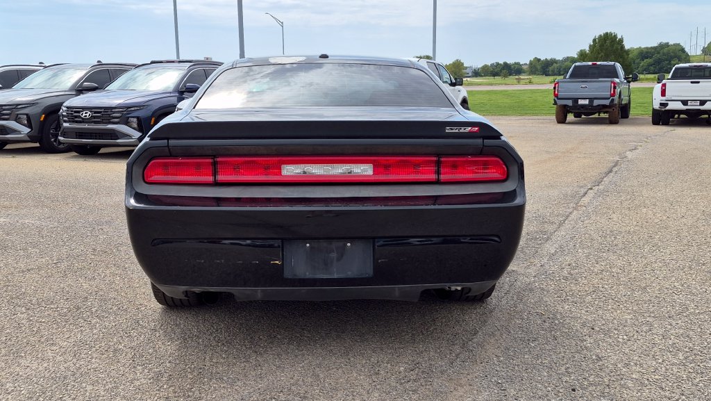 Used 2009 Dodge Challenger SRT8 w/ SRT Option Group II RWD image 4