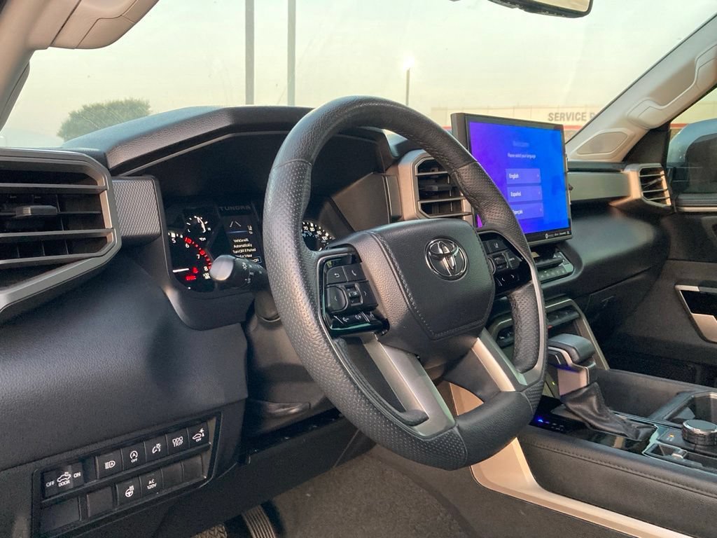 Used 2023 Toyota Tundra Limited AWD/4WD image 9