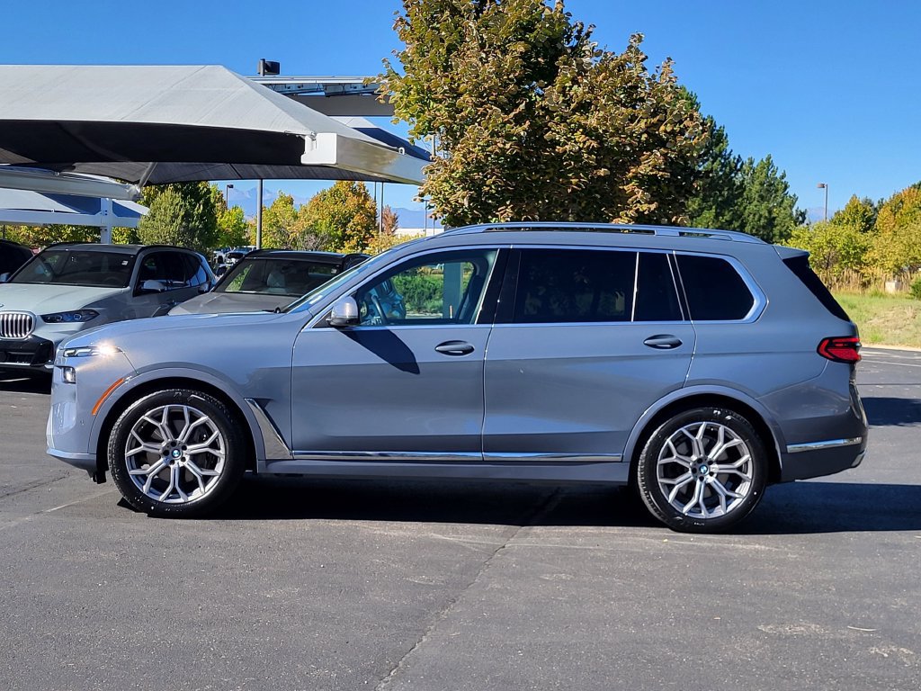 Used 2024 BMW X7 xDrive40i w/ Premium Package AWD/4WD image 7