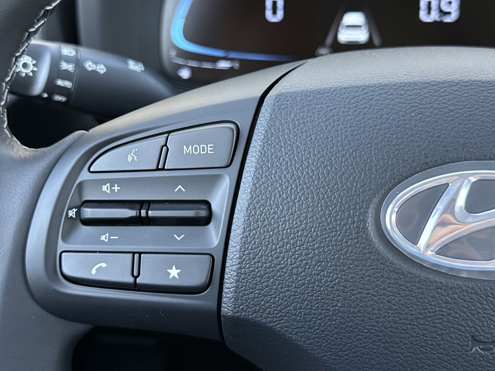 New 2026 Hyundai Venue SEL image 20