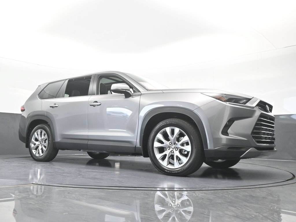 Used 2025 Toyota Grand Highlander AWD image 65