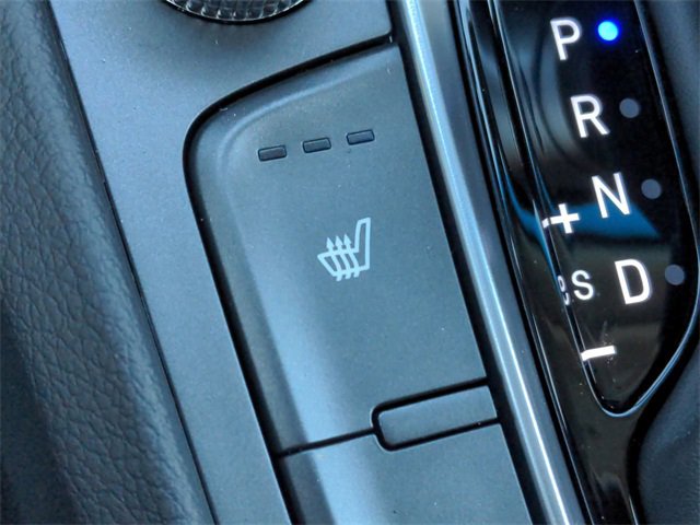 Used 2022 Hyundai Kona Limited w/ Winter Weather Package image 22