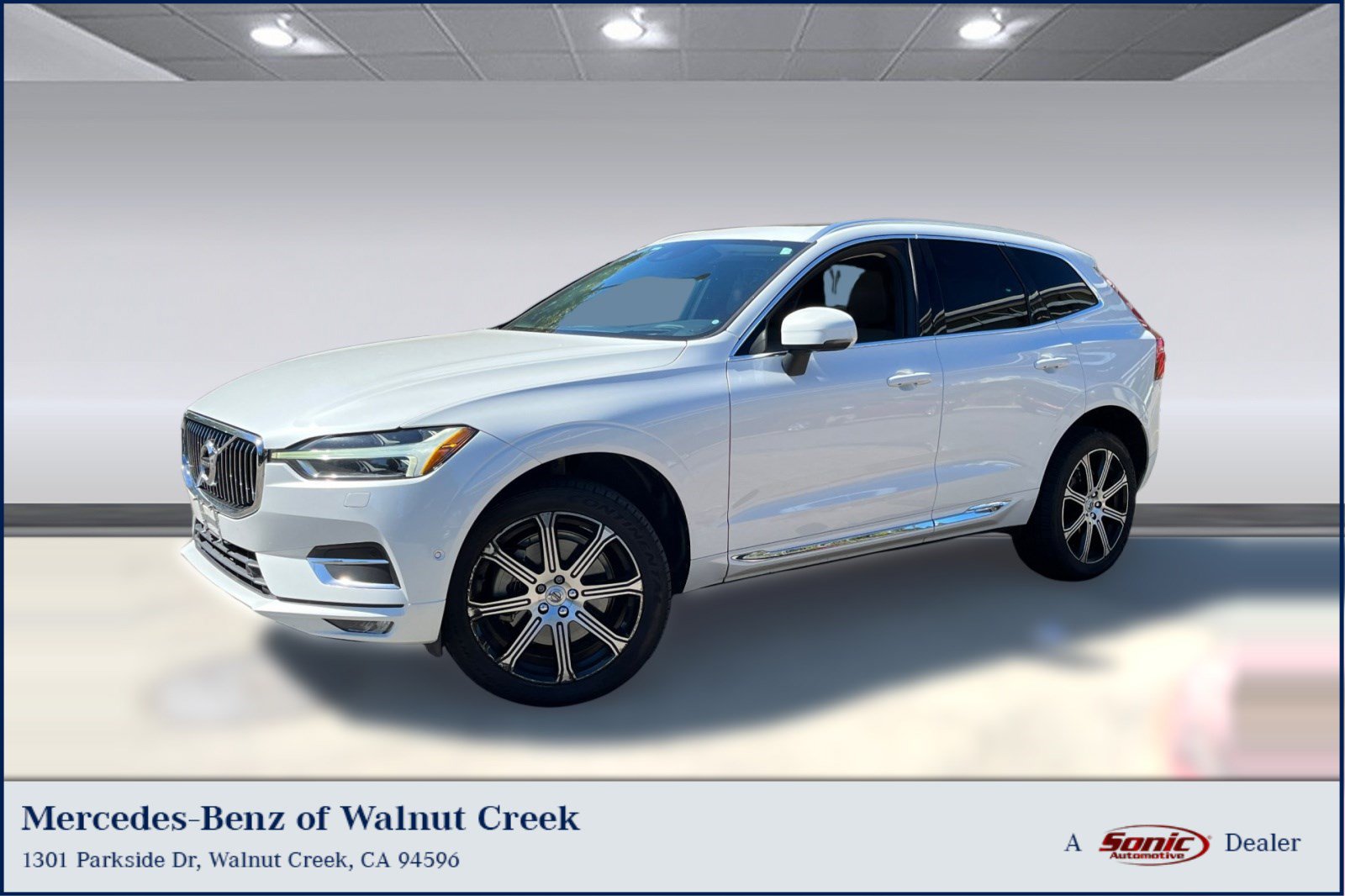 Used 2018 Volvo XC60 T6 Inscription w/ Luxury Seat Package AWD/4WD image 1