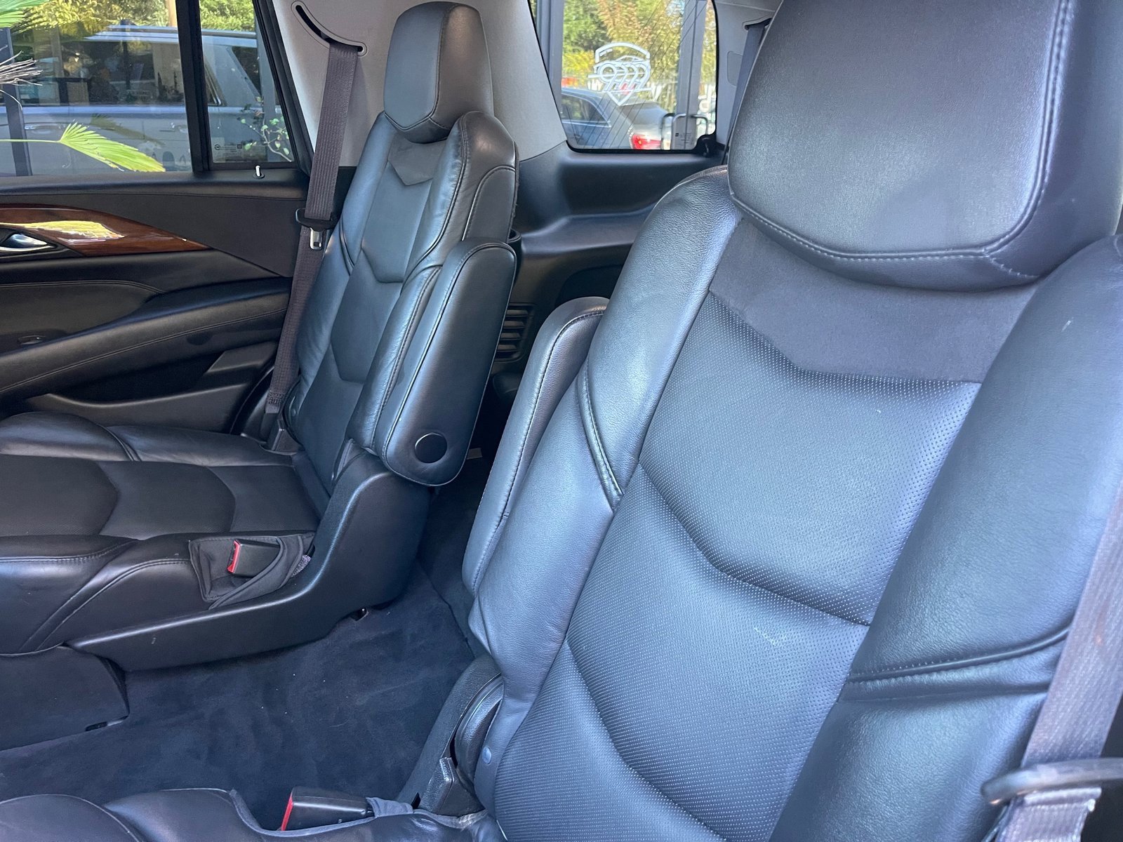 Used 2017 Cadillac Escalade Premium Luxury image 22