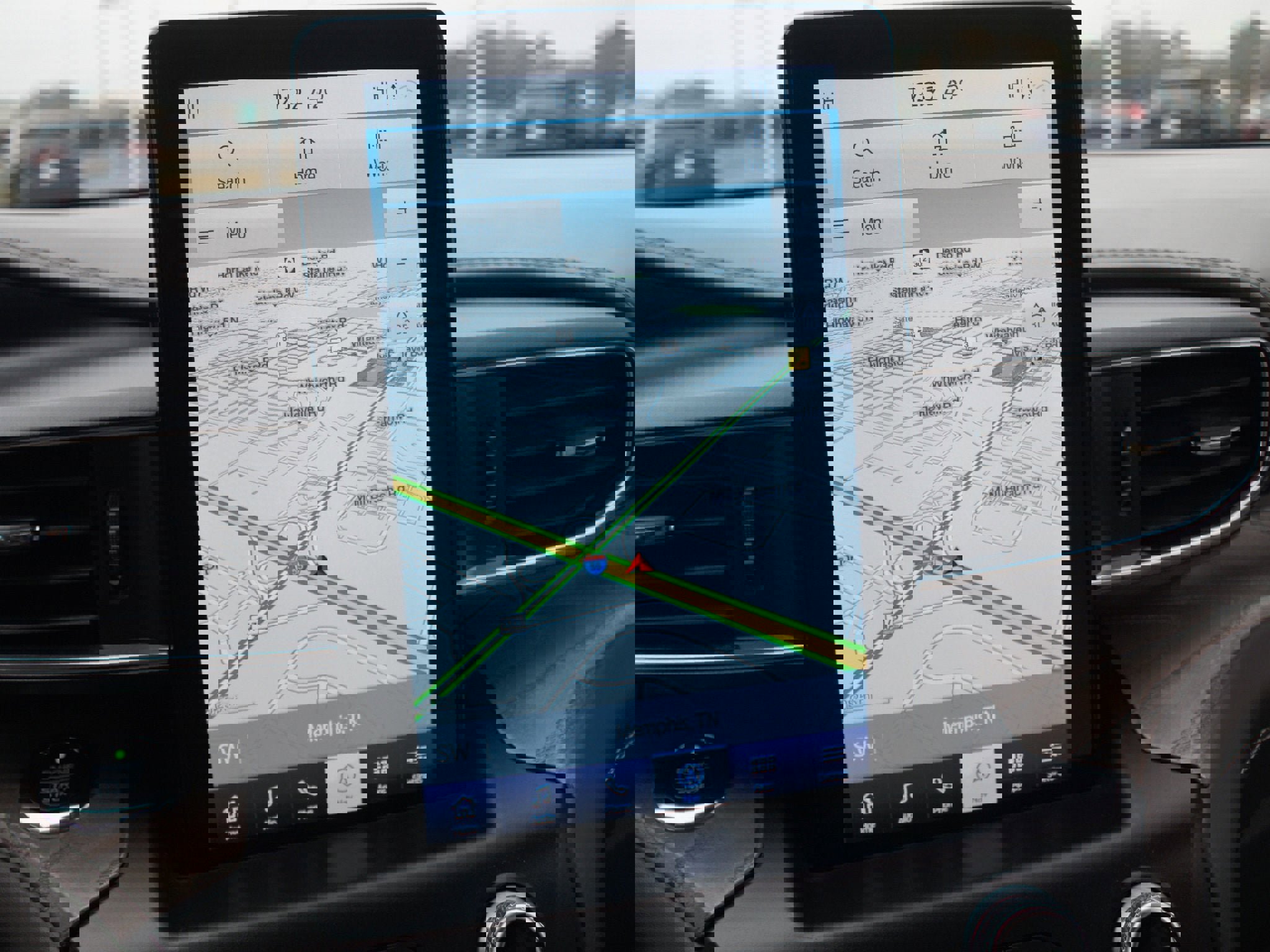 Used 2020 Ford Explorer Platinum w/ Premium Technology Package image 7