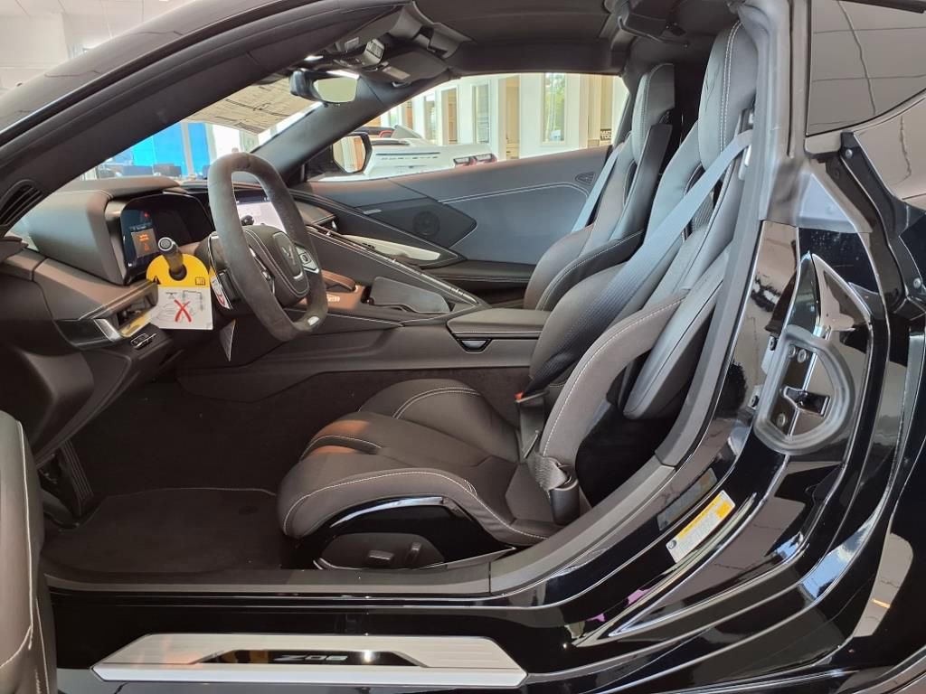 New 2025 Chevrolet Corvette Z06 image 3