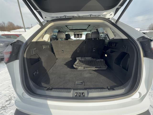 Certified 2023 Ford Edge SEL w/ Convenience Package image 4